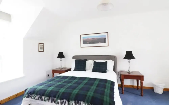 Dunnottar Woods House