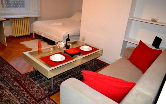 West Apartments Mazowiecka 7