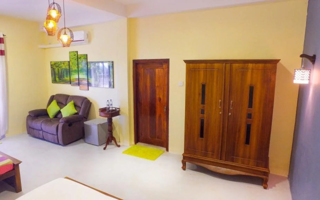 Crazy Coconut Villa