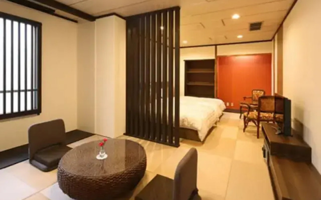 Maruko Hotel