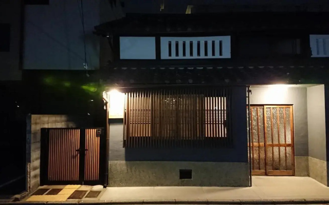 桃山ゲストハウス おかだ