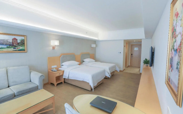 Vienna 3 Best Hotel (Xian Daminggong Fengcheng 8th Road)