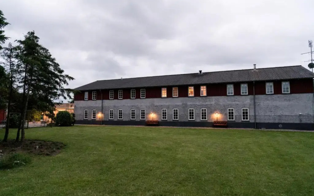 hotelImage