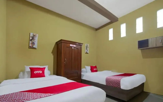 Melati House Syariah by OYO Rooms