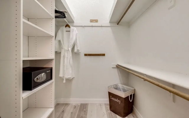 Sack Dr 3 Bedrooms 2 Bathrooms Home