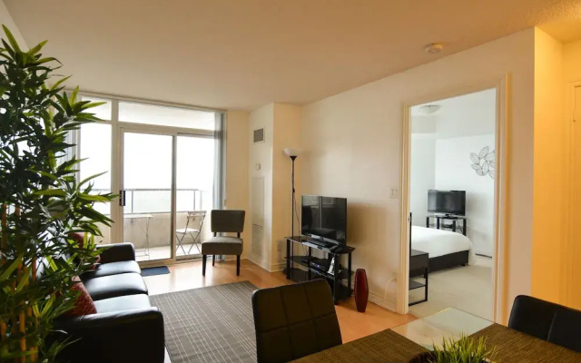 Grand Ovation by Maplewood Suites