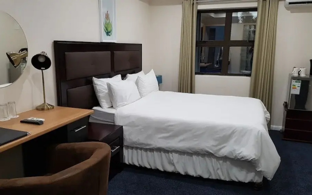 Garden Top Hotel