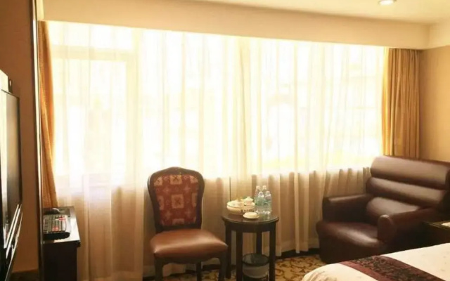 Zhuhai Xinhualian Business Hotel