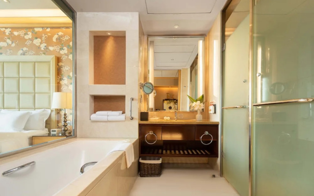 Crowne Plaza Hotel Xiangfan