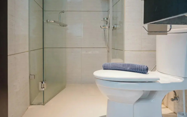 Chic Brooklyn Alam Sutera Studio Apartment By Travelio