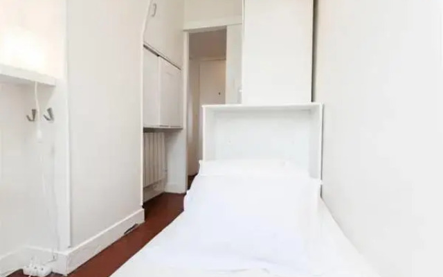 Banquier Halldis Apartment