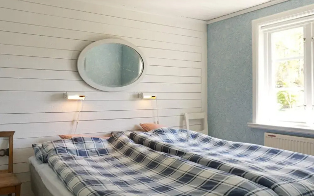 4 Person Holiday Home in Grundsund