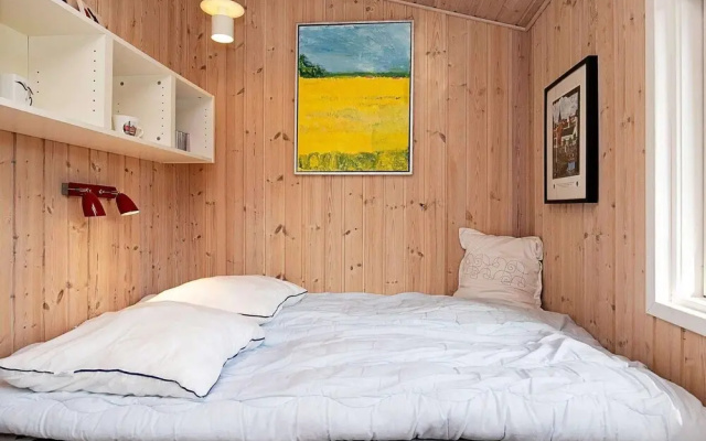 Cozy Holiday Home in SÃ¦by near Beach