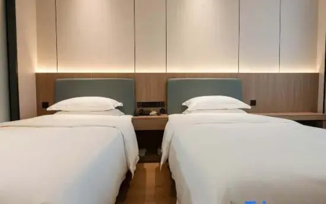 Ruilin Zhixuan Hotel