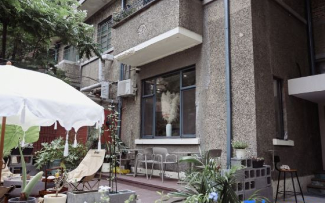 Xiangli Xiaozhu · Western-style Boutique Homestay (Five Avenue Minyuan)