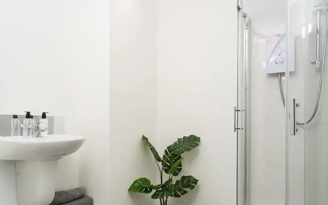 1 Quincy House - One bedroom Apartment