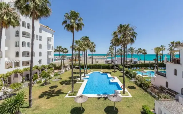 Marina Real 225