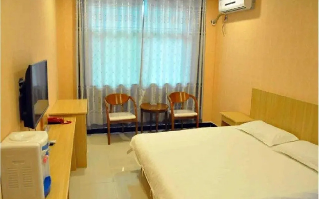 Huayu Business Express Hotel