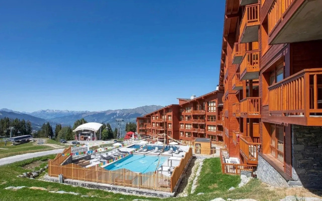Ski Retreat With Pool