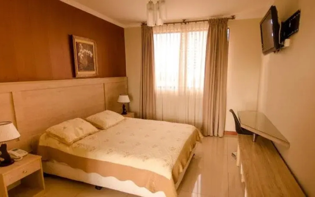 Hotel Divasto