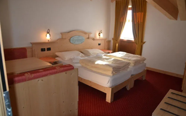 Albergo 2000