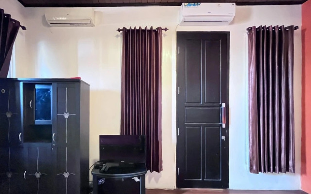 RedDoorz Syariah near Suncity Waterpark Sidoarjo
