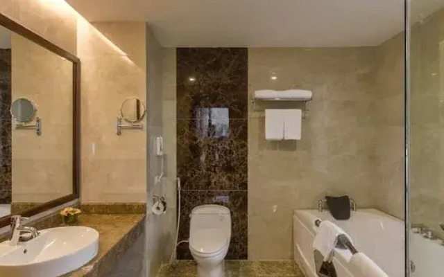 Truc Vy Hotel & Spa