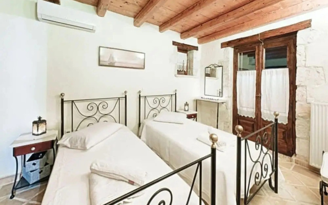 Villa Poseidon - Superior Suite In Zante w Pool