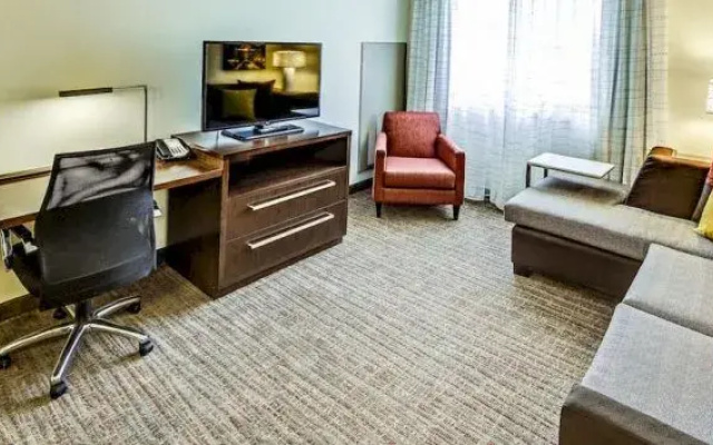 Residence Inn by Marriott Akron South / Green