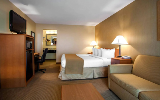 Quality Inn Meadowlands