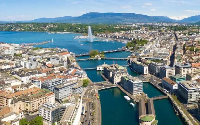 MajorBnB Design apartment near Geneve D2