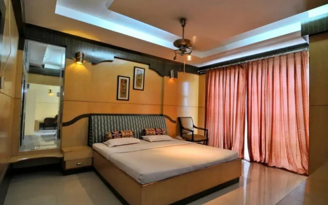 Hotel The Triple C