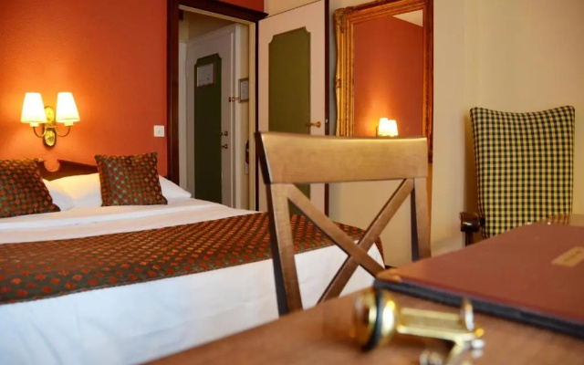 Athmos Hotel
