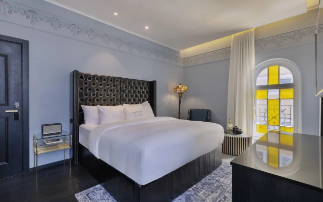 Bachar House - FATTAL COLORS