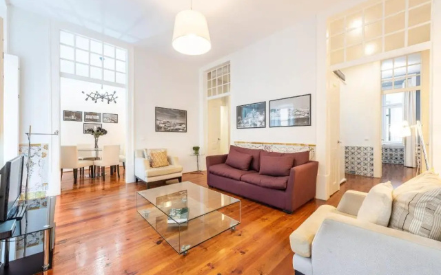 GuestReady - Mod-Luxe 2BR apt near Cais das Colunas