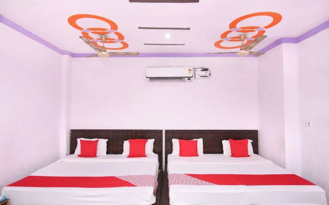 OYO 19565 Hotel Galaxy