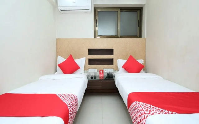 Hotel Cozy Residency by OYO Rooms