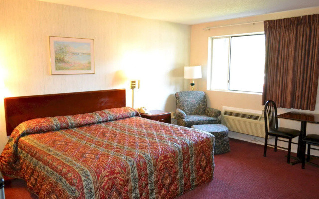 Latham Inn