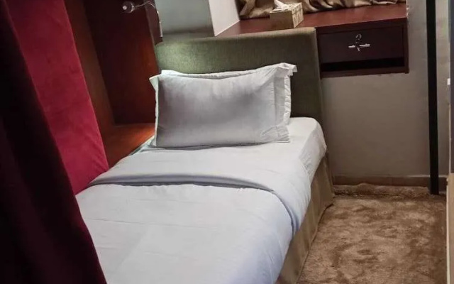 Hyba Pod Hostel & Hotel