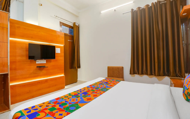 FabExpress Royal Villas