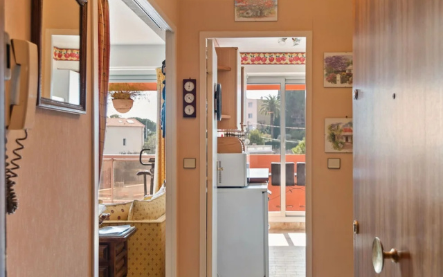 Aesthetic Apartment in Nice With Swimming Pool