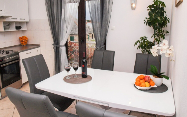 Apartment Vrilo