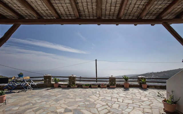 Tinos Delight