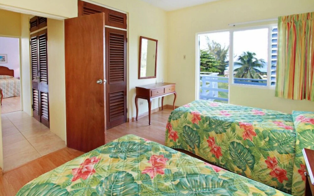 Miramar Villas, 6br by Jamaican Treasures
