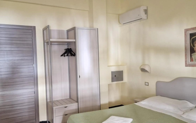 Hotel Sud Est