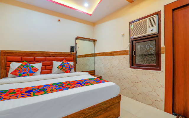 Fabhotel Shree Galaxy