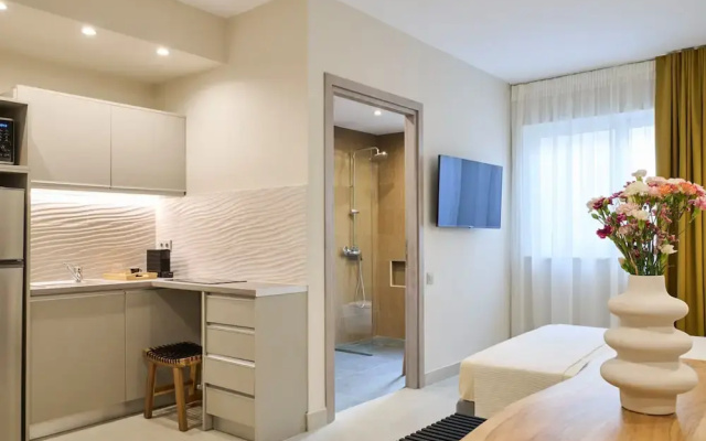 Acropolis Muses - Downtown Luxury Apartments
