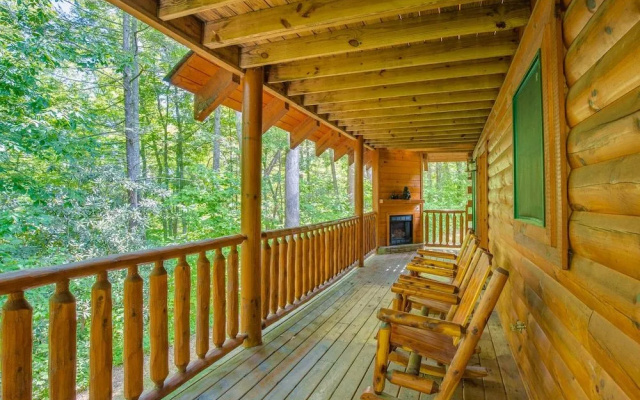 Peyton's Hideaway by Jackson Mountain Rentals