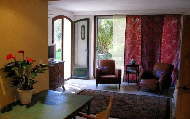 The Rhone Retreat