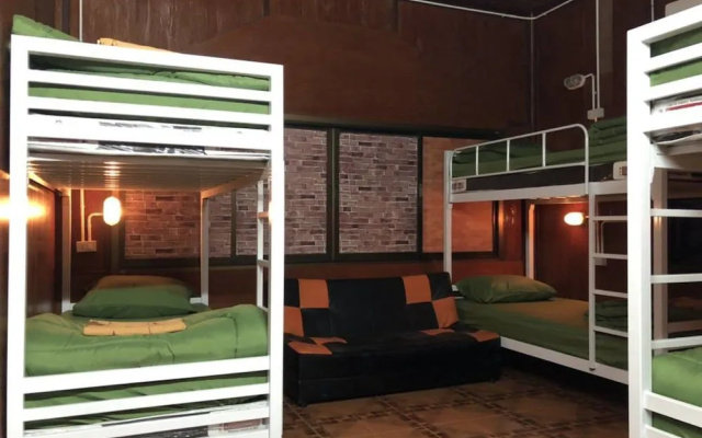 Sunshine Home - Hostel - Adults Only